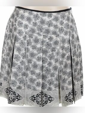 White House Black Market 100% Silk Paisley Pleated Skirt Size 8